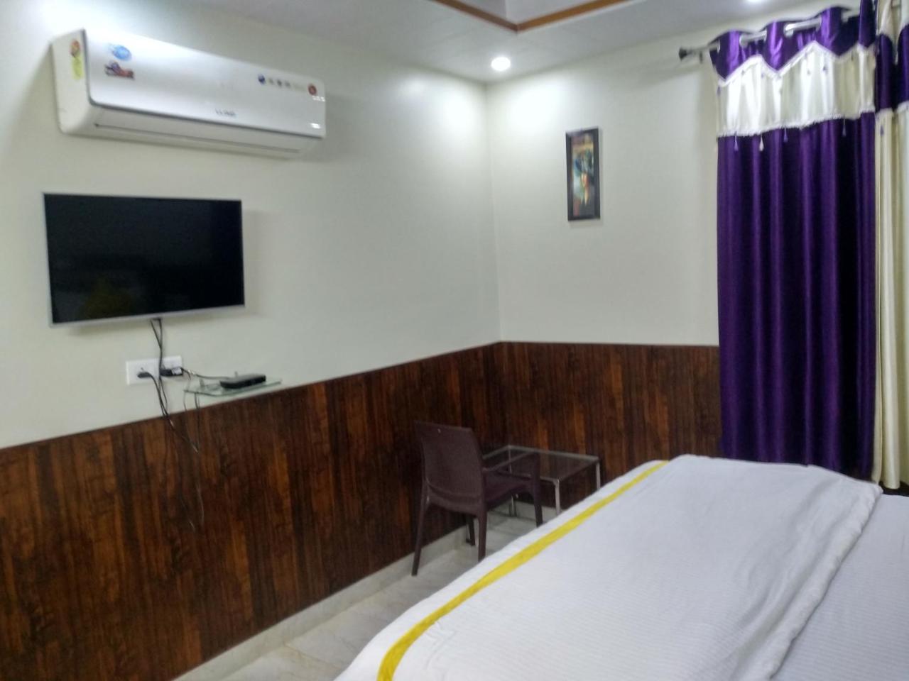 Hotel Rb Palace Dhaulpur Εξωτερικό φωτογραφία